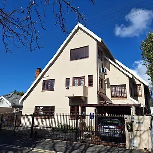 Bed & Breakfast Clarence House, Cape Town