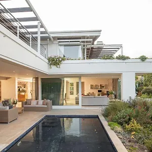 Guest house Thirty On Grace, Cape Town