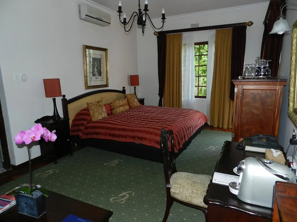 Greenways Hotel Cape Town 5*,